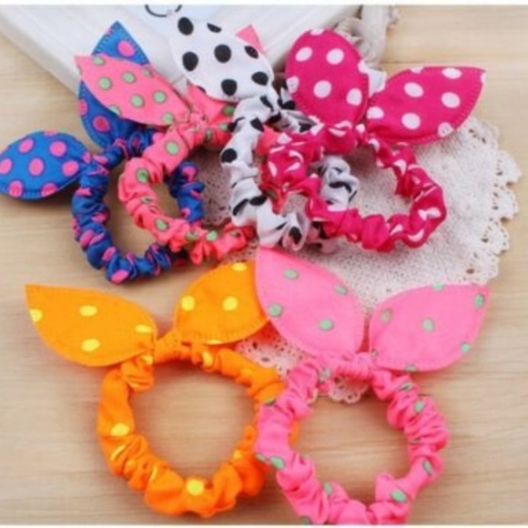 Assorted Polka Dot Scrunchies 4-pack - Picture 4 of 6